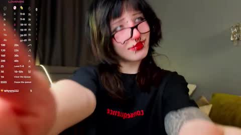 Snapshot of veolatownson chatting on December 5, 8:16 pm Erica online show from December 5, 8:16 pm