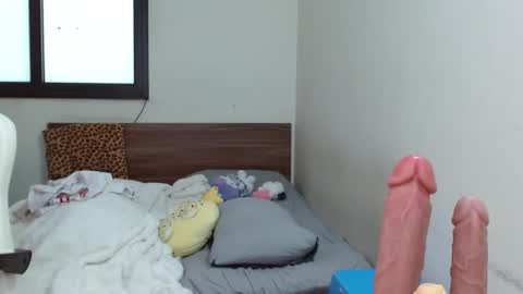 Snapshot of vera68 chatting on June 2, 12:12 am vera68 online show from June 2, 12:12 am