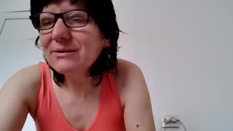Vera online show from April 1, 6:25 am