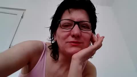 Vera online show from April 12, 6:18 am
