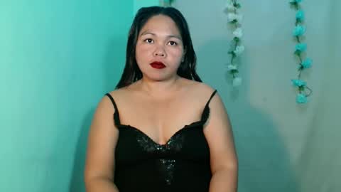 Snapshot of vera_halo chatting on April 12, 1:49 pm VERA online show from April 12, 1:49 pm