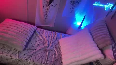 Vera Quinn online show from October 10, 8:35 am