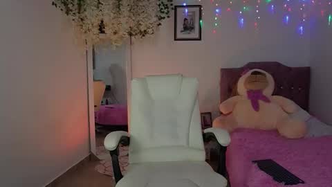 Verasilk online show from March 7, 3:36 am