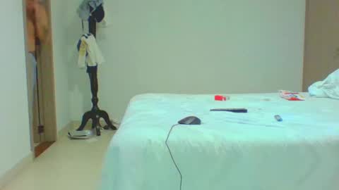 vergagolosa22 online show from March 3, 2:15 am