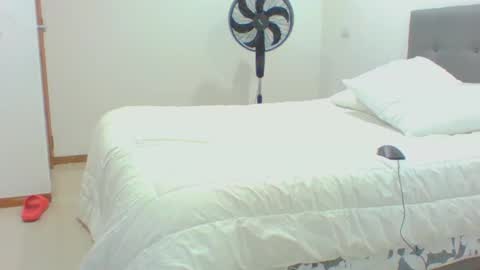 vergagolosa22 online show from October 23, 2:11 am