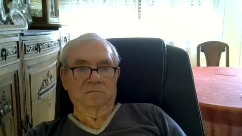 Snapshot of vergne50 chatting on May 29, 11:41 am vergne50 online show from May 29, 11:41 am