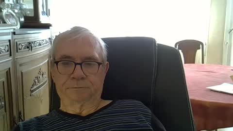 Snapshot of vergne50 chatting on June 1, 5:42 am vergne50 online show from June 1, 5:42 am
