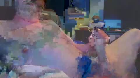 Snapshot of vermontguy76 chatting on February 18, 1:22 pm vermontguy76 online show from February 18, 1:22 pm