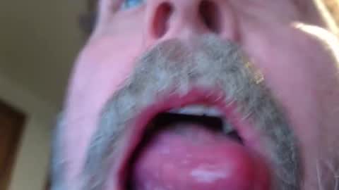 vermontguy76 online show from January 31, 11:58 pm