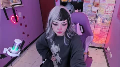     online show from October 2, 11:34 pm