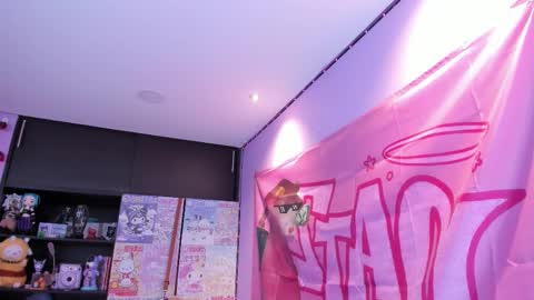     online show from November 30, 9:41 pm