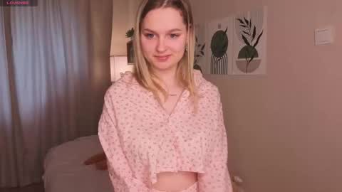 Snapshot of verocat chatting on September 21, 6:26 am Veronica online show from September 21, 6:26 am