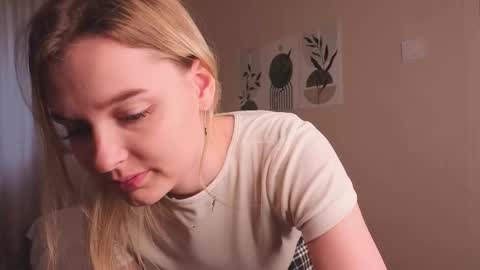 Snapshot of verocat chatting on September 22, 6:26 am Veronica online show from September 22, 6:26 am