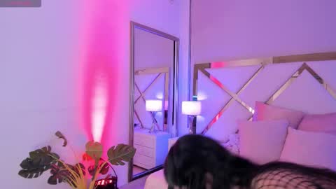 Snapshot of verokax chatting on November 8, 4:34 am Vero online show from November 8, 4:34 am