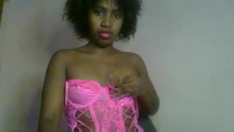 Snapshot of veroline01011999 chatting on March 31, 3:34 pm veroline01011999 online show from March 31, 3:34 pm