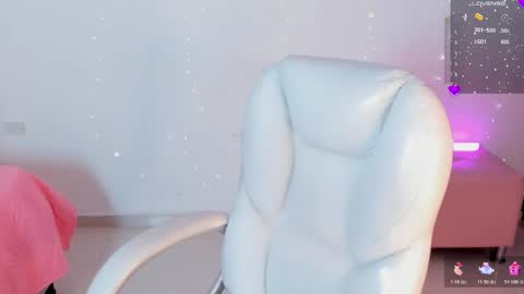 Vernica  online show from November 22, 5:39 am