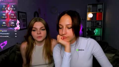 Ronni online show from September 22, 7:27 pm