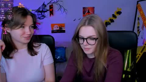 Ronni online show from October 28, 8:22 pm