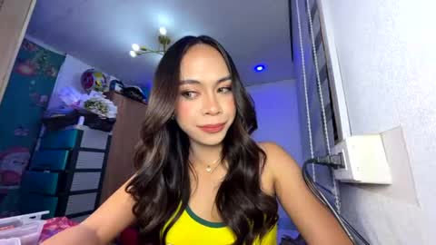 Snapshot of veronica_faux chatting on July 13, 4:54 pm Veronica online show from July 13, 4:54 pm