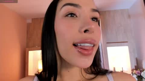 Snapshot of veronica_garciaa chatting on June 25, 1:59 pm Johovanna online show from June 25, 1:59 pm