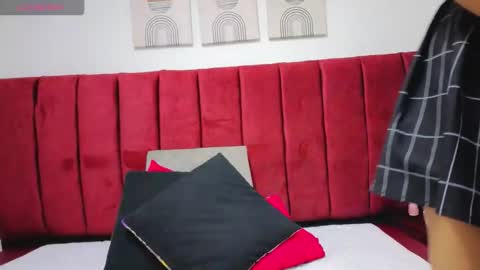 Snapshot of veronica_mae chatting on September 18, 4:03 am VERONICA online show from September 18, 4:03 am