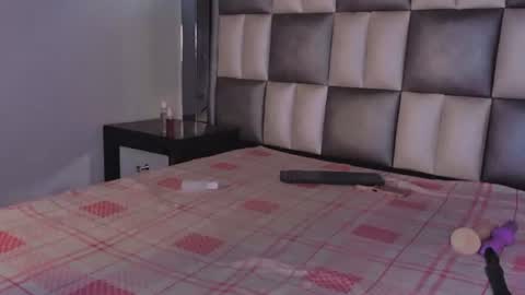 Snapshot of veronica_summer chatting on June 24, 9:36 pm veronica_summer online show from June 24, 9:36 pm