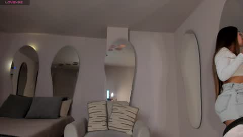 Snapshot of veronicablue1 chatting on June 14, 6:48 am Vero online show from June 14, 6:48 am