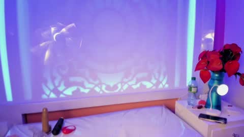 Snapshot of veronicacream_ chatting on July 29, 4:21 am VeronicaCream online show from July 29, 4:21 am