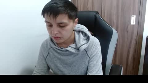 Snapshot of veronicaelite16 chatting on December 4, 11:52 am Veronica Clark online show from December 4, 11:52 am