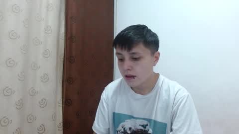 Snapshot of veronicaelite16 chatting on March 8, 3:17 am Veronica Clark online show from March 8, 3:17 am