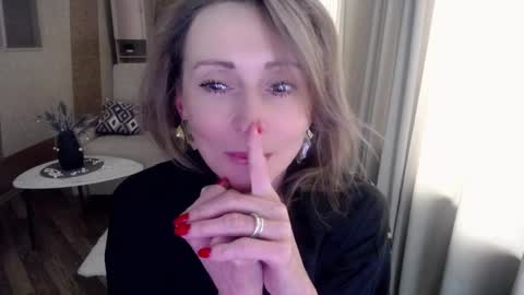 Snapshot of veronicagilbert chatting on February 27, 11:31 am Helen online show from February 27, 11:31 am