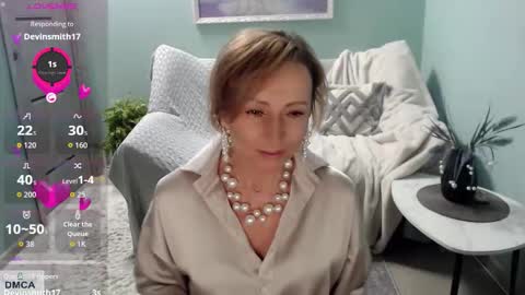 Snapshot of veronicagilbert chatting on October 28, 6:06 am Helen online show from October 28, 6:06 am