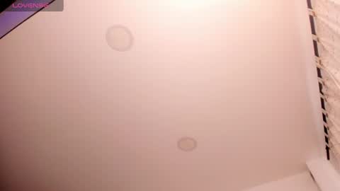 Snapshot of veronicagilss chatting on July 14, 10:04 pm Veronica Gills online show from July 14, 10:04 pm