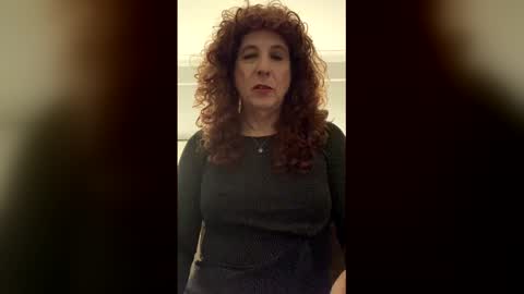 Snapshot of veronicasw chatting on December 18, 3:23 am Veronica online show from December 18, 3:23 am