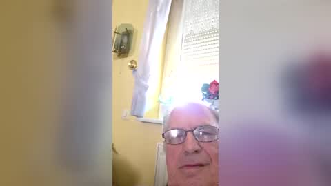 Snapshot of veronika456 chatting on June 16, 11:13 am veronika456 online show from June 16, 11:13 am