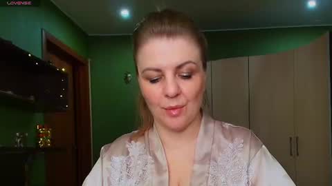 VeronikawGold online show from July 28, 9:03 pm