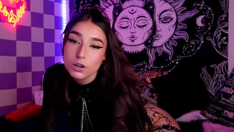 Snapshot of verosmit1 chatting on March 3, 9:05 pm online show from March 3, 9:05 pm