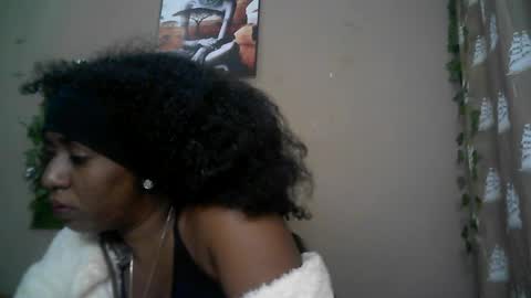 verronique1511 online show from June 14, 2:24 am