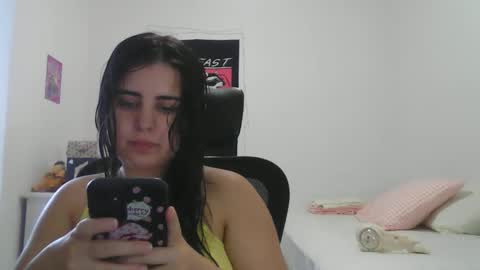 Snapshot of veruca99 chatting on November 30, 6:01 pm veruca99 online show from November 30, 6:01 pm