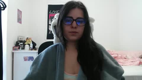 Snapshot of veruca99 chatting on February 1, 1:31 pm veruca99 online show from February 1, 1:31 pm