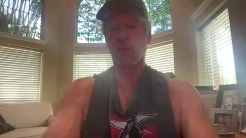 Snapshot of vervalas1 chatting on June 3, 6:57 pm Vervalas online show from June 3, 6:57 pm