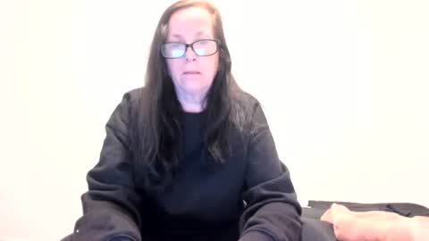 verysassypeachgoddess online show from March 16, 3:12 am