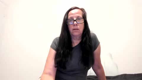 verysassypeachgoddess online show from April 8, 3:06 am