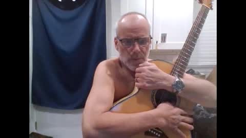 Snapshot of verysmallpeni chatting on February 2, 1:45 am verysmallpeni online show from February 2, 1:45 am