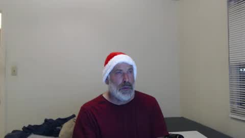 Snapshot of veryveryhairmanindenver chatting on December 26, 12:46 am hairy man online show from December 26, 12:46 am