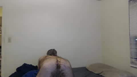 Snapshot of veryveryhairmanindenver chatting on December 28, 1:08 am hairy man online show from December 28, 1:08 am