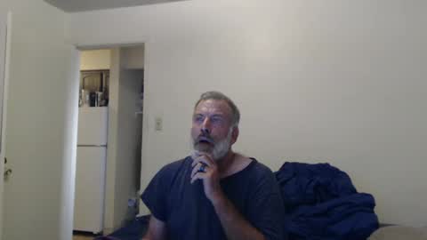 Snapshot of veryveryhairmanindenver chatting on October 10, 12:09 am hairy man online show from October 10, 12:09 am