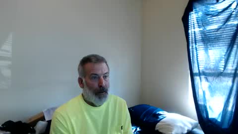 Snapshot of veryveryhairmanindenver chatting on June 2, 12:01 am hairy man online show from June 2, 12:01 am