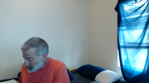 Snapshot of veryveryhairmanindenver chatting on June 9, 11:49 pm hairy man online show from June 9, 11:49 pm