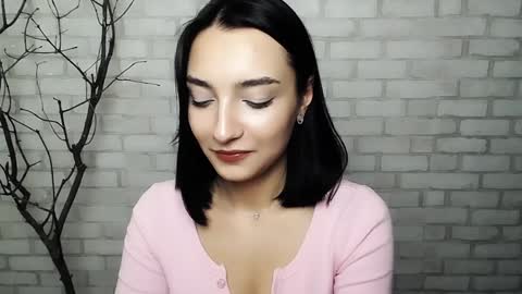 Ana online show from January 25, 1:19 pm